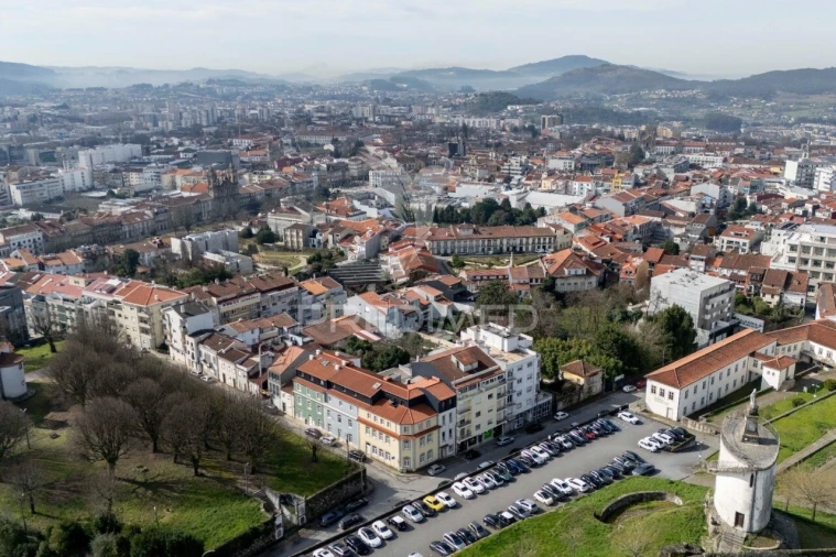 Apartamento T1 para Venda em São Vicente (Braga) Foto 22