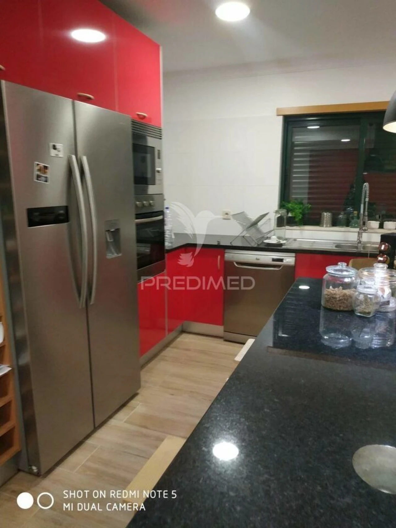 Moradia T4 para Venda em Quelfes Foto 7