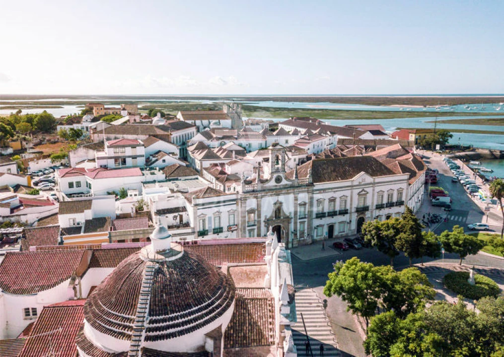 Terreno para Venda em Olhão Foto 3