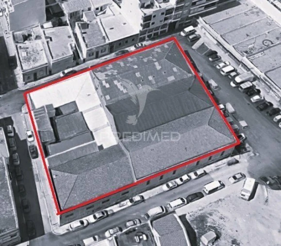 Terreno para Venda em Olhão Foto 1