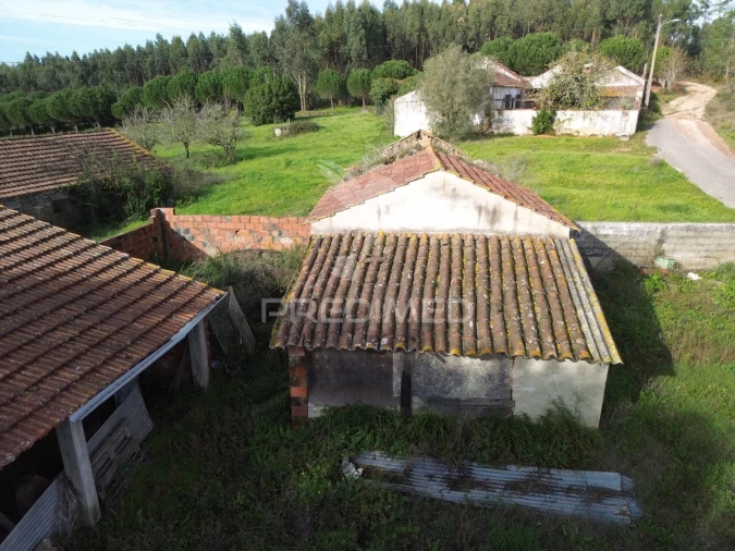 Moradia T4 para Venda em Asseiceira Foto 4