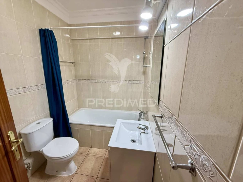 Apartamento T1 para Venda em Portimão Foto 6