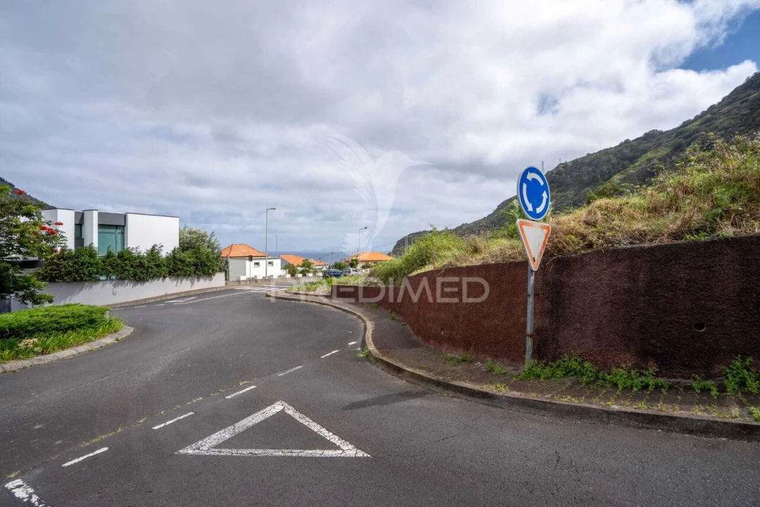 Terreno para Venda em Machico Foto 7