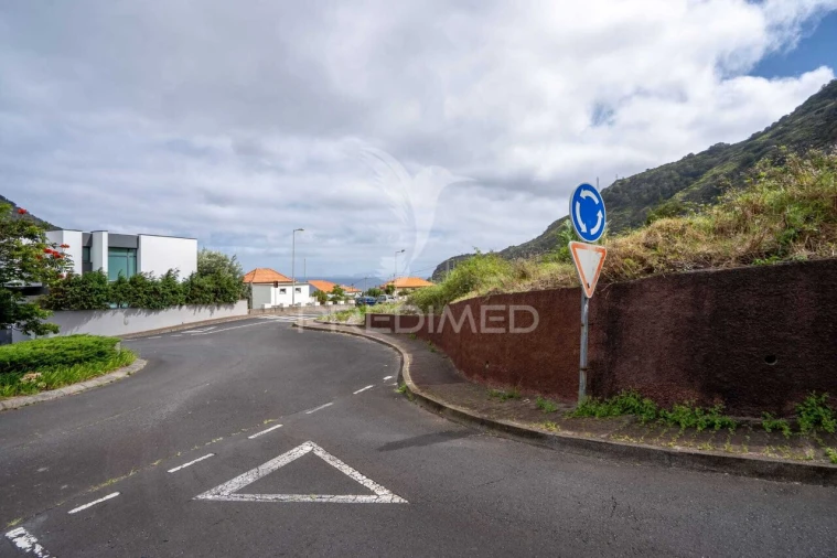 Terreno para Venda em Machico Foto 7