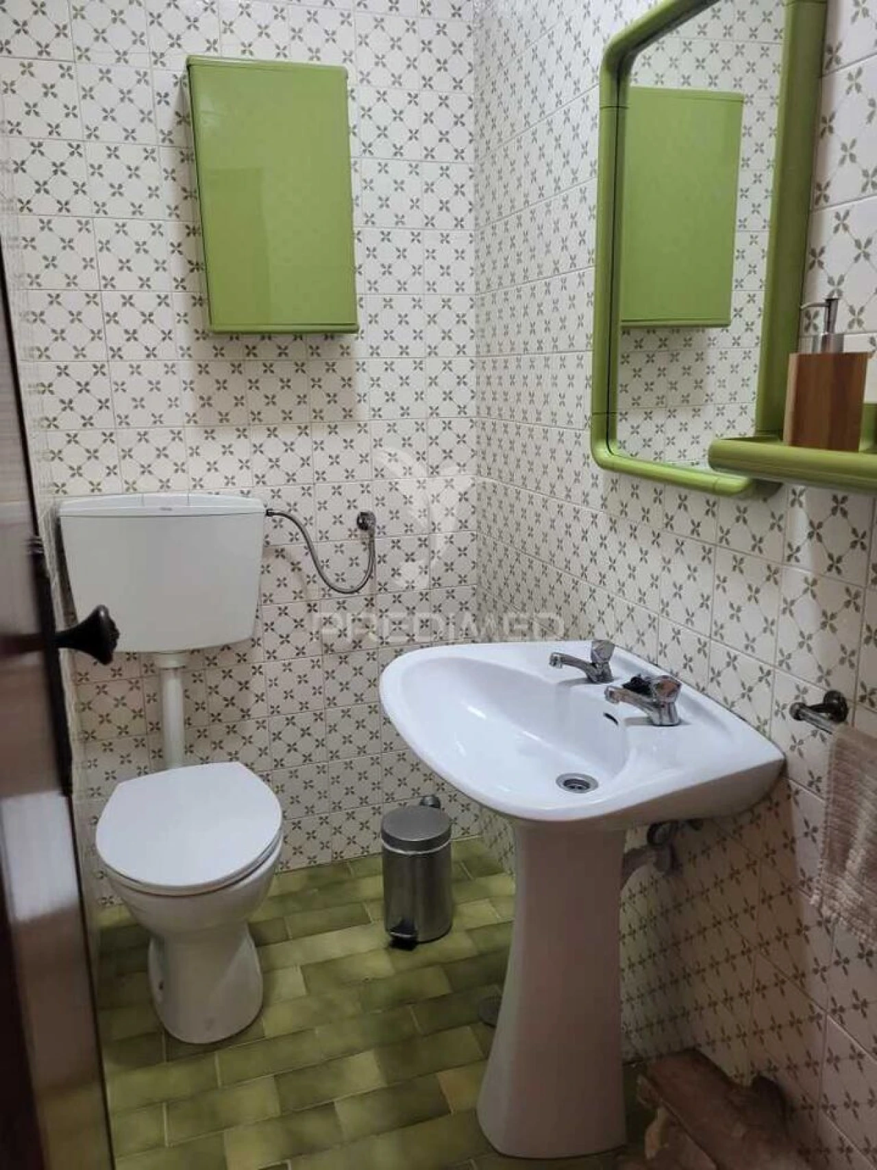 Moradia T4 para Venda em Oiã Foto 11