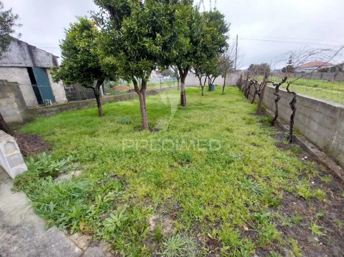 Moradia T4 para Venda em Oiã Foto 23