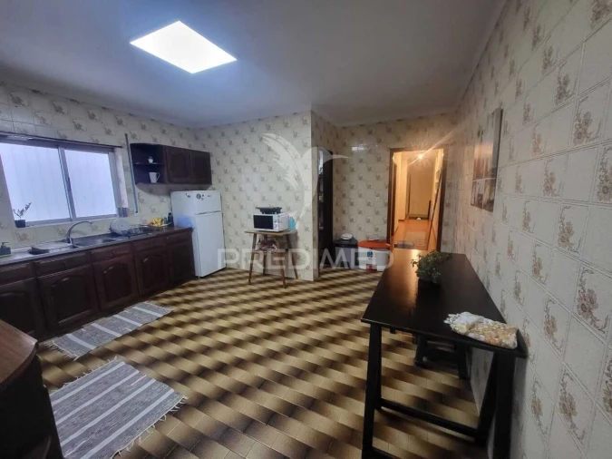 Moradia T4 para Venda em Oiã Foto 9