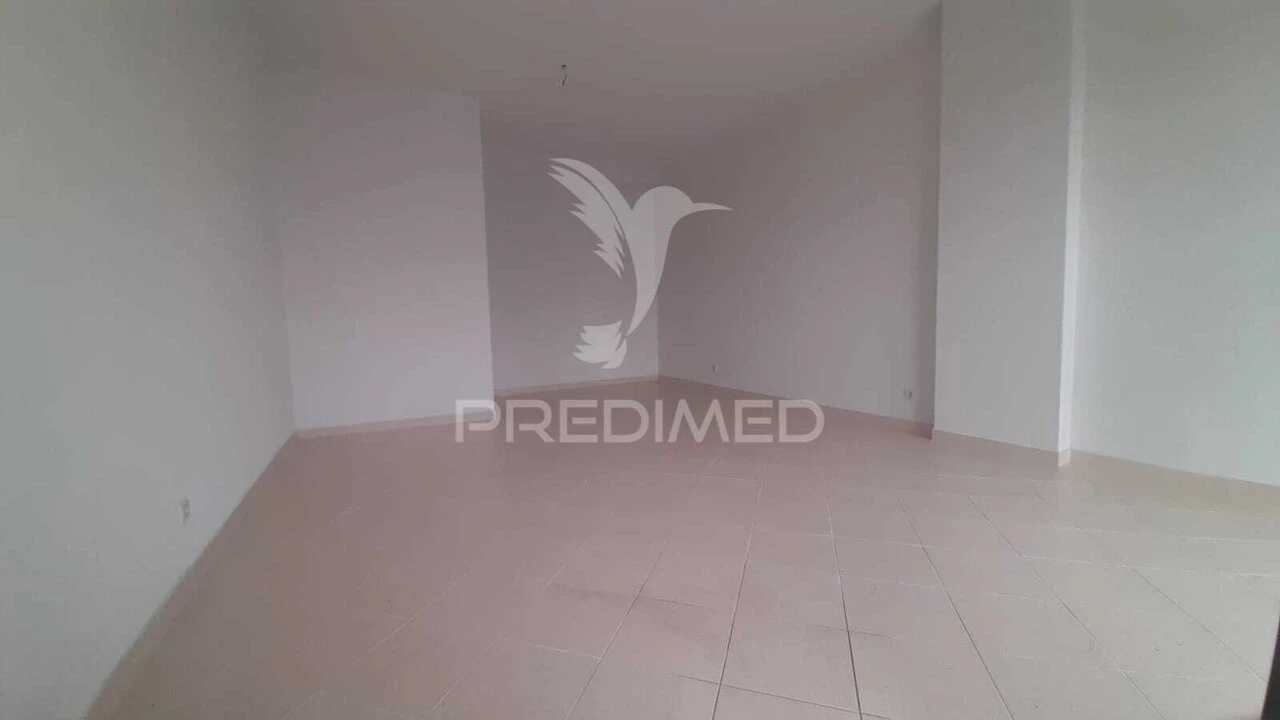 Loja para Arrendamento em Setubal (São Sebastião) Foto 4