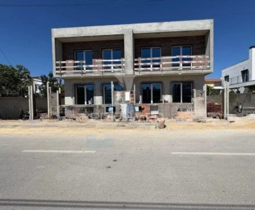 Moradia T4 para Venda em Fernao Ferro Foto 32