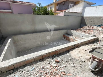 Moradia T4 para Venda em Fernao Ferro