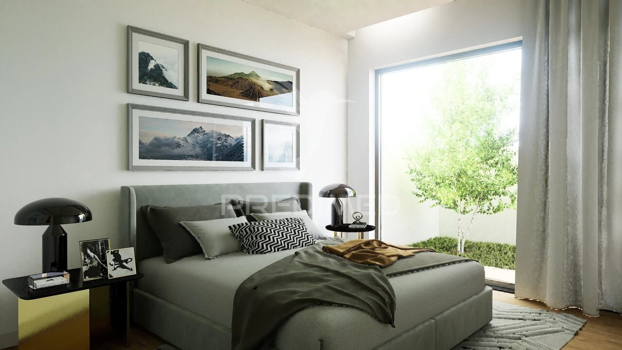 Moradia T4 para Venda em Fernao Ferro Foto 6