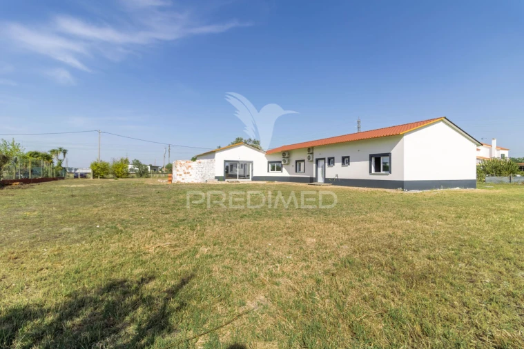 Moradia T5 para Venda em Pinhal Novo Foto 11