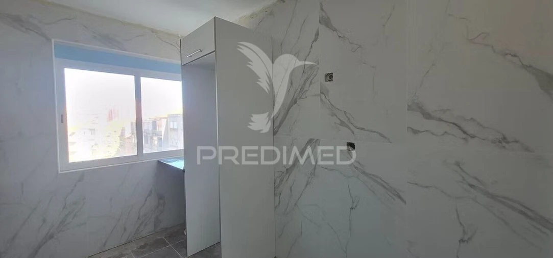 Apartamento T2 para Venda em Setubal (São Sebastião) Foto 2