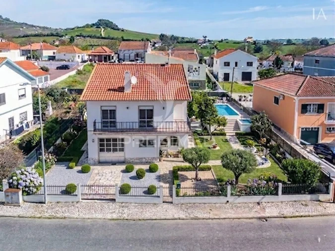 Moradia T3 para Venda em Arruda dos Vinhos Foto 2
