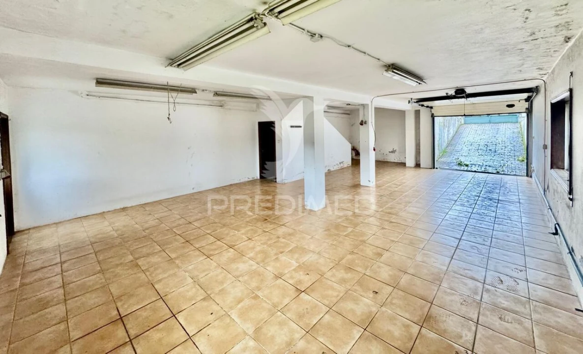 Moradia T4 para Venda em Sande (São Martinho) Foto 25