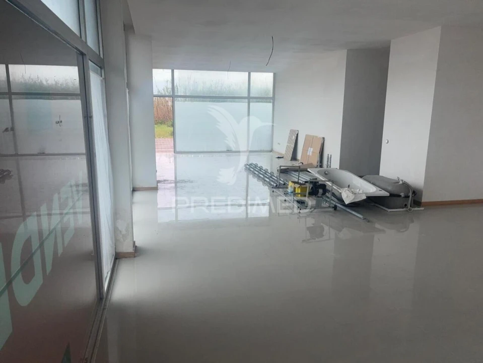 Loja para Venda em Gafanha da Boa Hora Foto 3