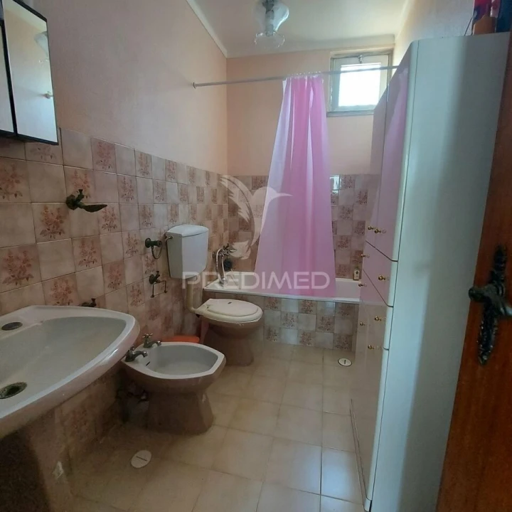 Moradia T3 para Venda em Arneiro das Milhariças Foto 5