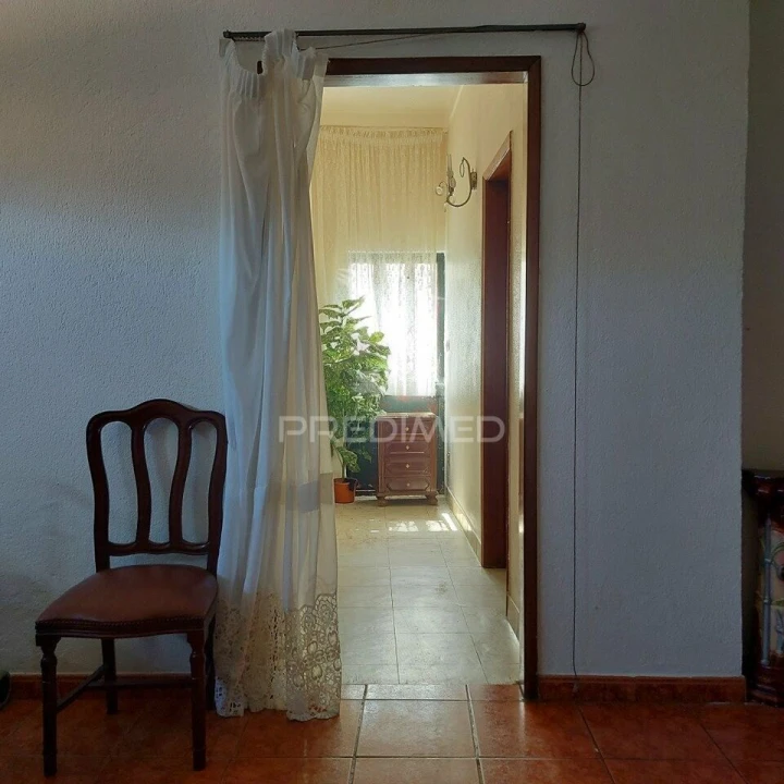 Moradia T3 para Venda em Arneiro das Milhariças Foto 16