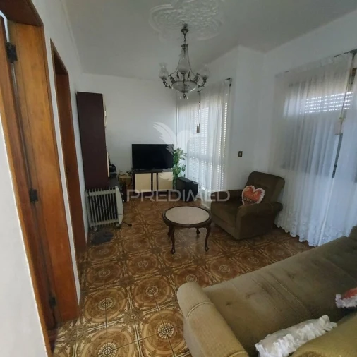 Moradia T3 para Venda em Arneiro das Milhariças Foto 3