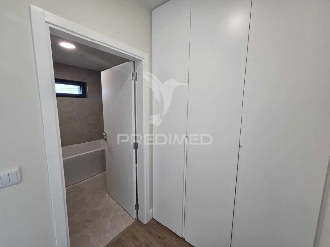 Moradia T4 para Venda em Aradas Foto 21