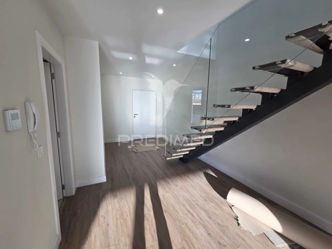 Moradia T4 para Venda em Aradas Foto 10