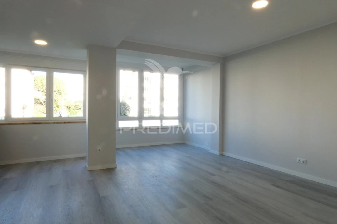 Apartamento T2 para Venda em Oeiras e São Julião da Barra, Paço de Arcos e Caxias Foto 22