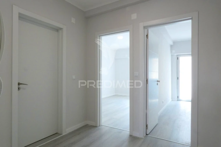 Apartamento T2 para Venda em Oeiras e São Julião da Barra, Paço de Arcos e Caxias Foto 7