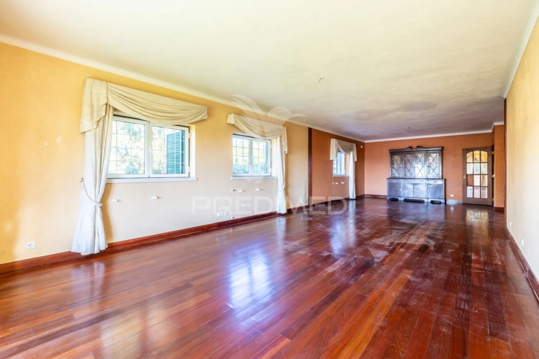 Moradia T7 para Venda em Aljubarrota Foto 6