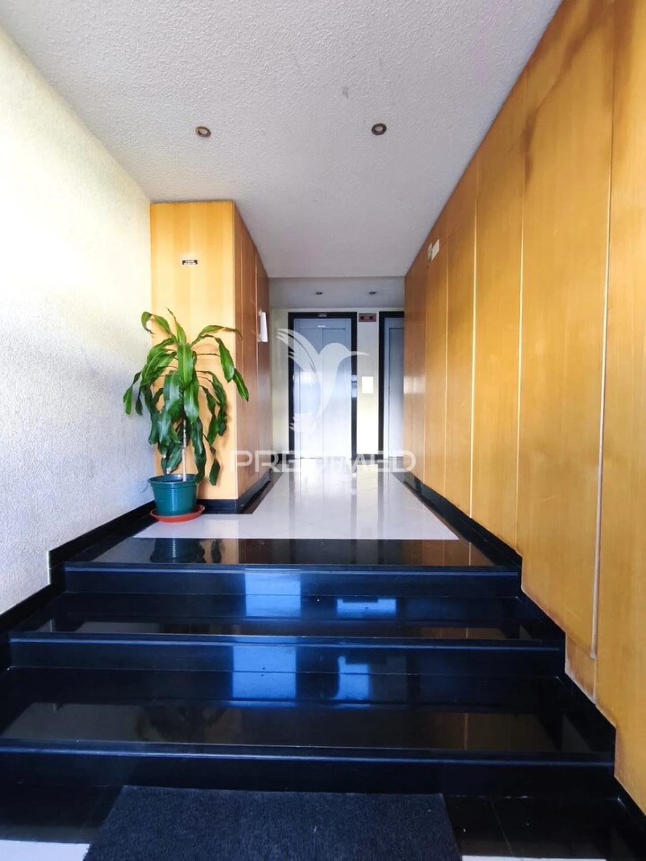 Apartamento T3 para Venda em Rio de Mouro Foto 1