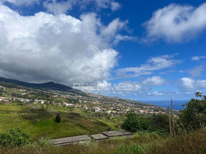 Moradia T2 para Venda em Estreito da Calheta Foto 2