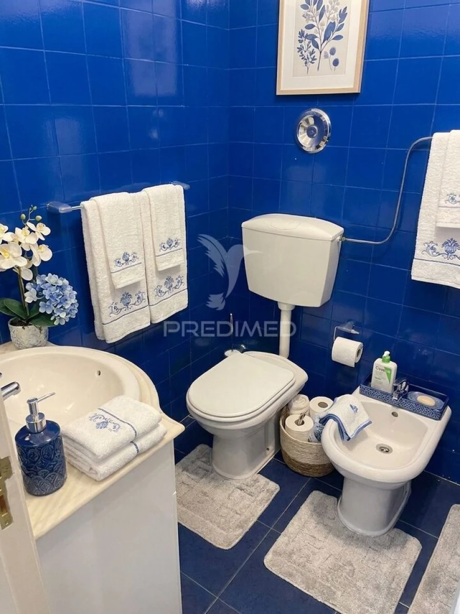 Apartamento T2 para Venda em Quarteira Foto 10