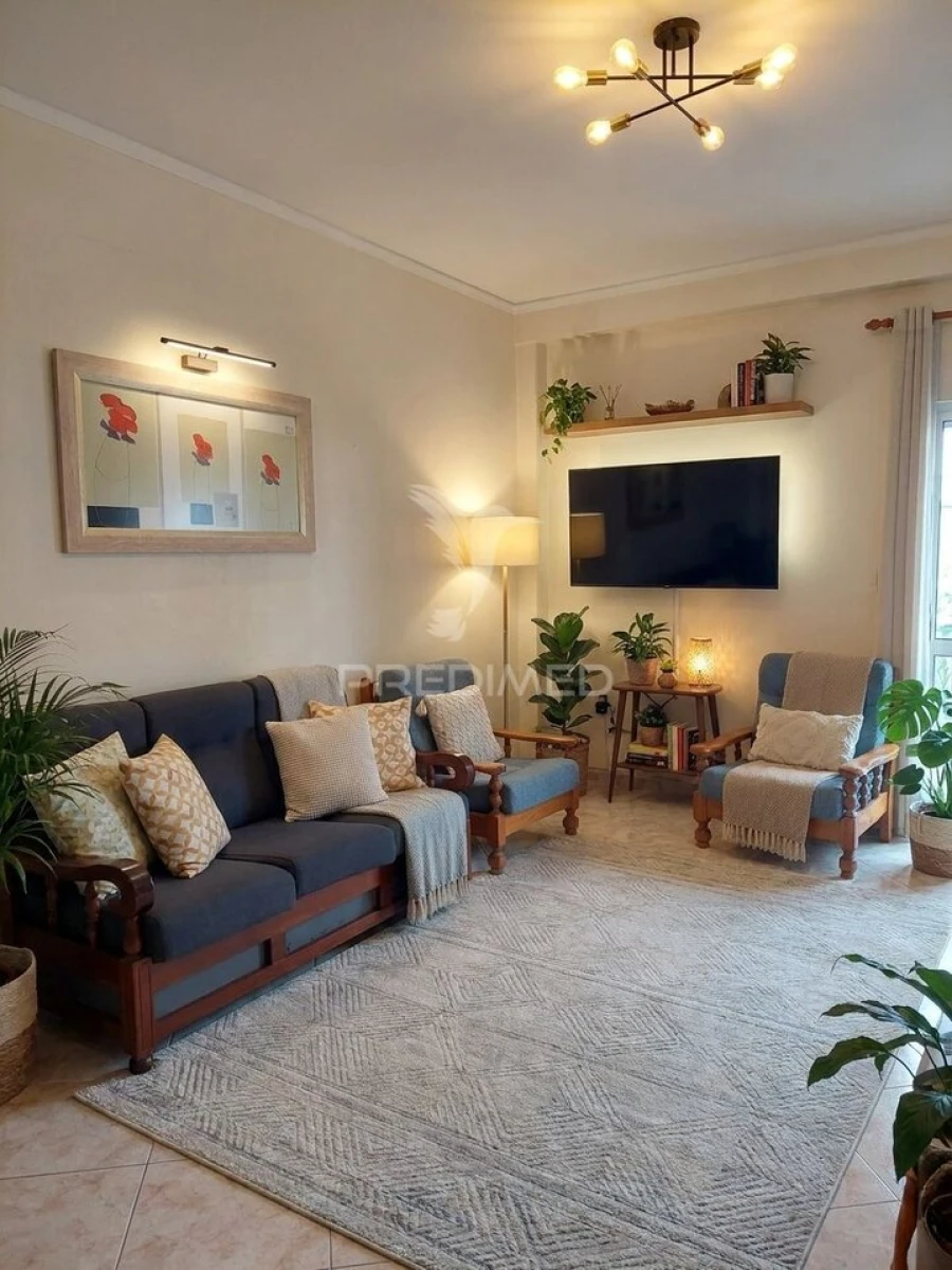 Apartamento T2 para Venda em Quarteira Foto 3