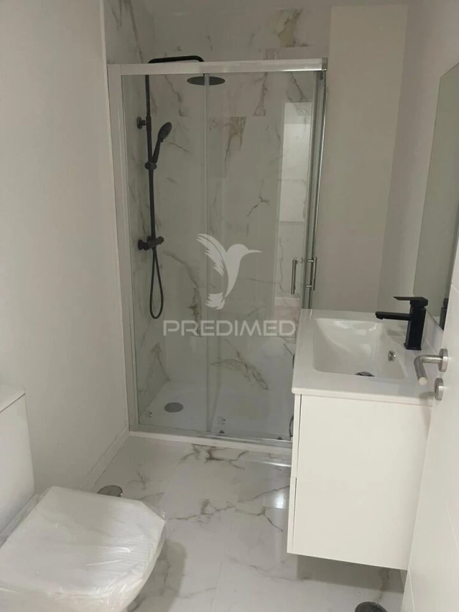 Apartamento T1 para Venda em Falagueira-Venda Nova Foto 8