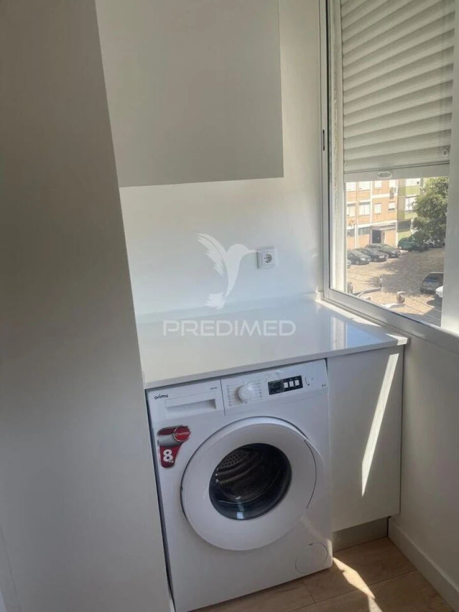 Apartamento T1 para Venda em Falagueira-Venda Nova Foto 12