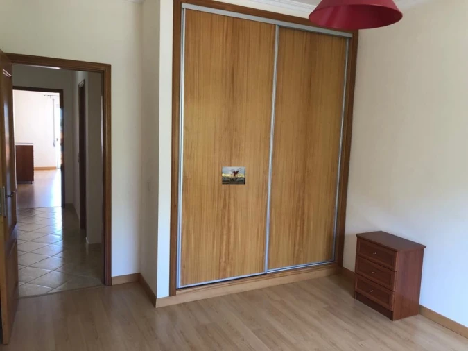 Apartamento T3 para Venda em Quarteira Foto 14