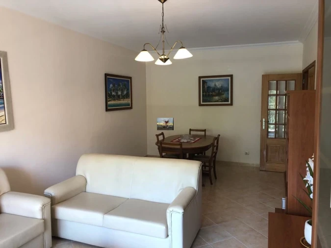 Apartamento T3 para Venda em Quarteira Foto 11