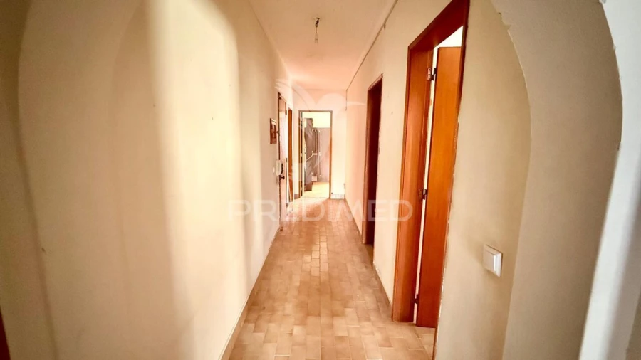 Apartamento T3 para Venda em Portimão Foto 13