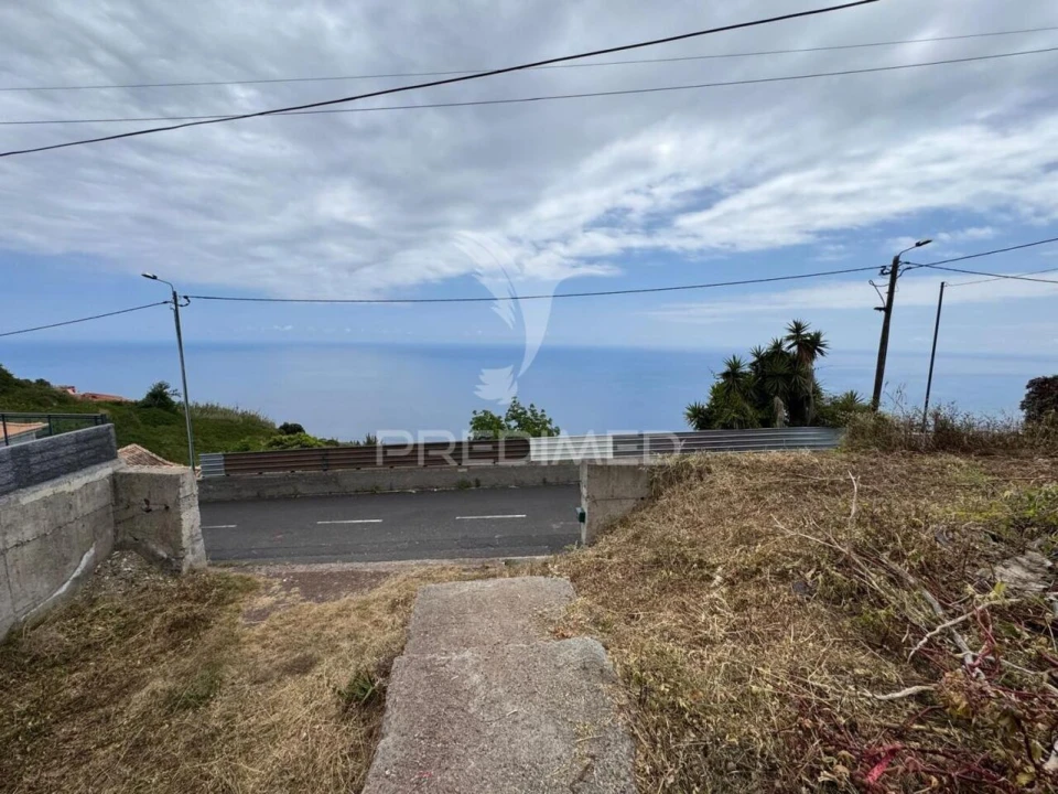 Terreno para Venda em Funchal (Santa Maria Maior) Foto 2
