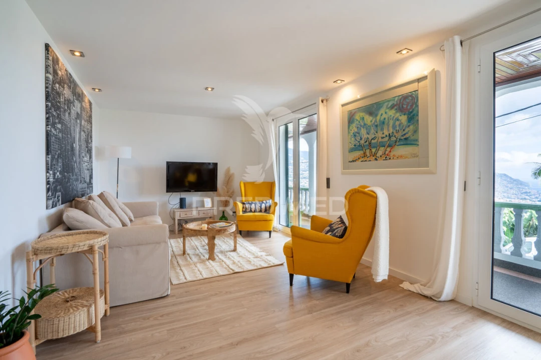 Moradia T4 para Venda em Santo Antonio Foto 15