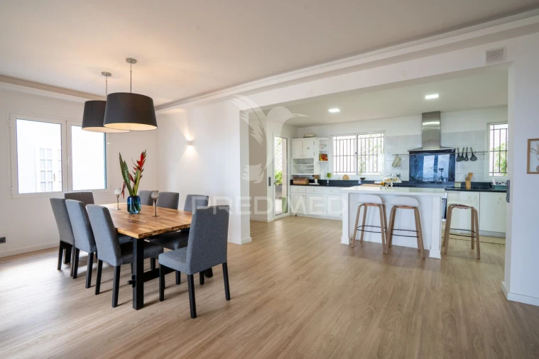 Moradia T4 para Venda em Santo Antonio Foto 17