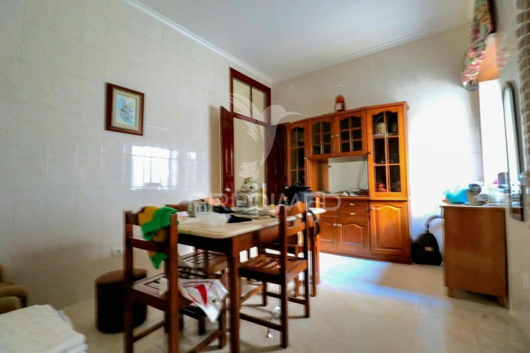 Moradia T3 para Venda em Olhão Foto 4