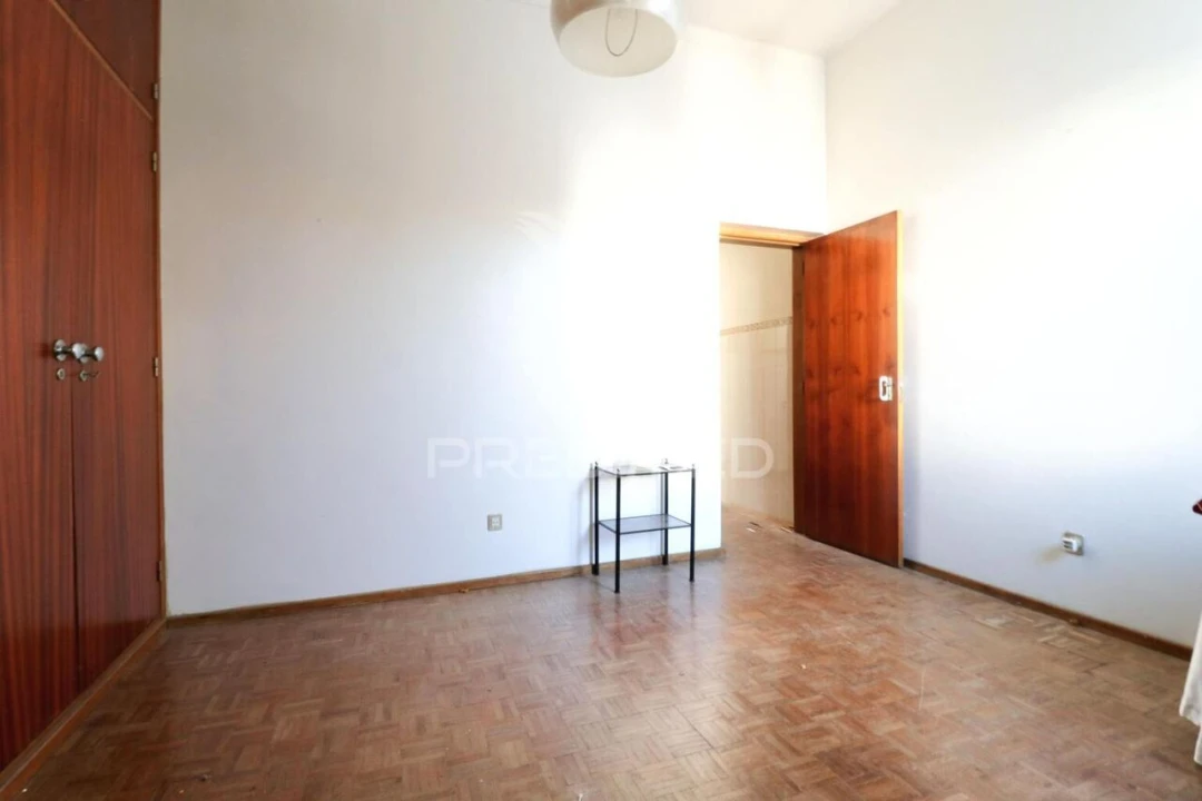 Moradia T3 para Venda em Olhão Foto 12