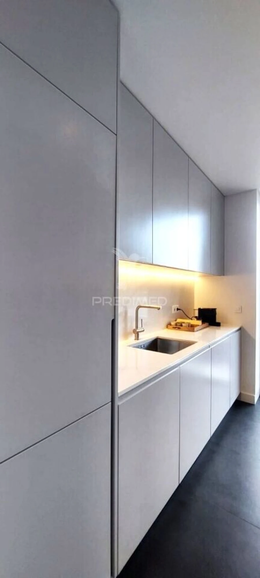 Apartamento T2 para Venda em Quarteira Foto 7