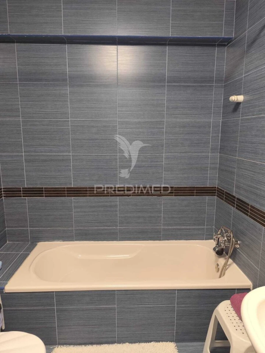 Prédio para Venda em Alvito Foto 22