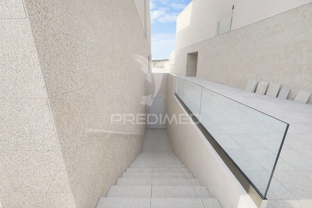 Apartamento T3 para Venda em Madalena Foto 24