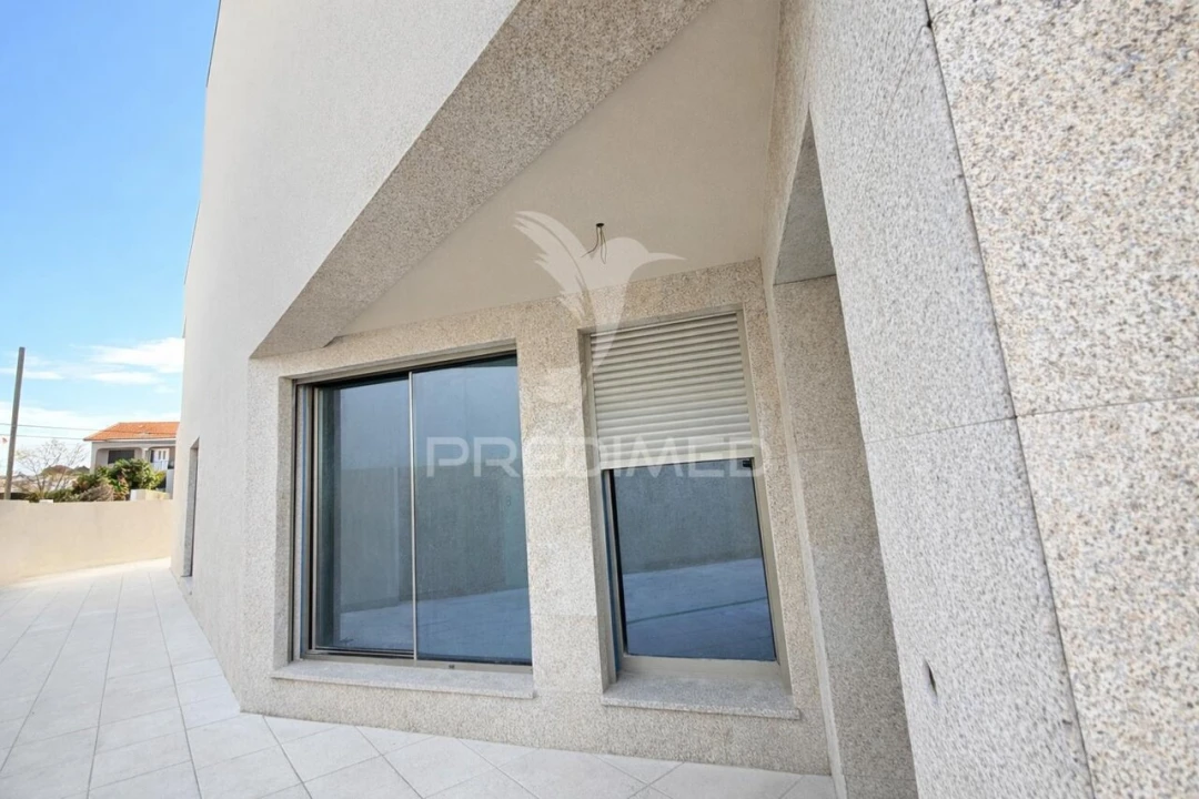 Apartamento T3 para Venda em Madalena Foto 15