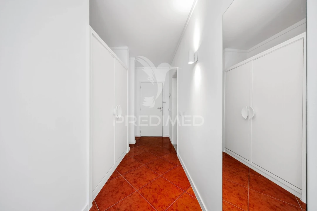 Apartamento T0 para Venda em Albufeira e Olhos de Água Foto 10