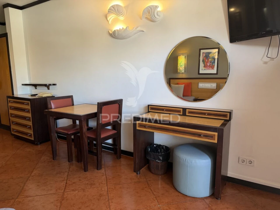 Apartamento T0 para Venda em Albufeira e Olhos de Água Foto 6