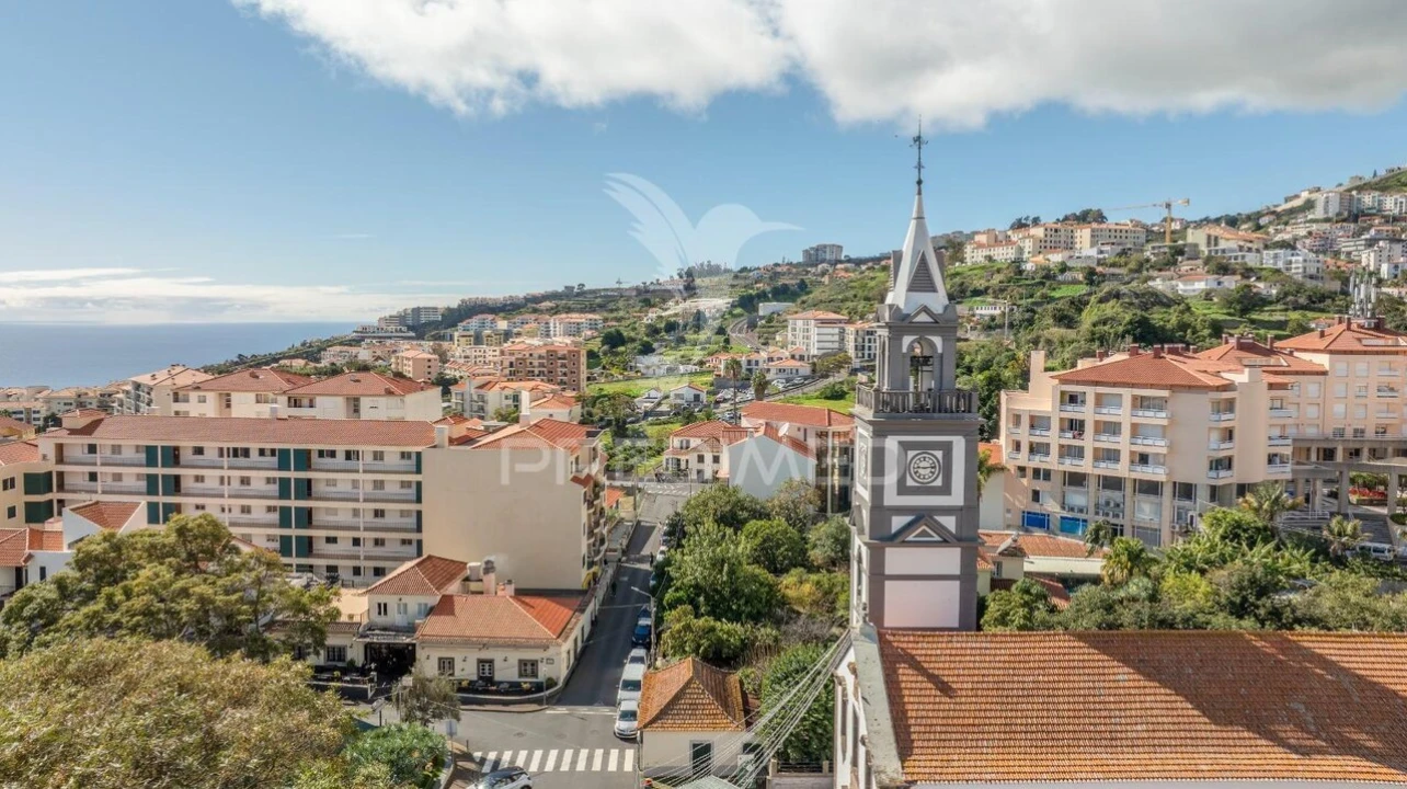 Apartamento T2 para Venda em Caniço Foto 1