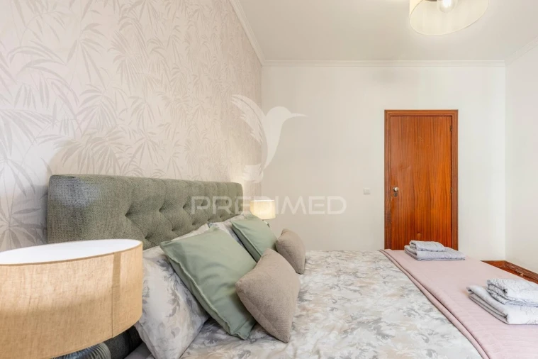 Apartamento T2 para Venda em Caniço Foto 13